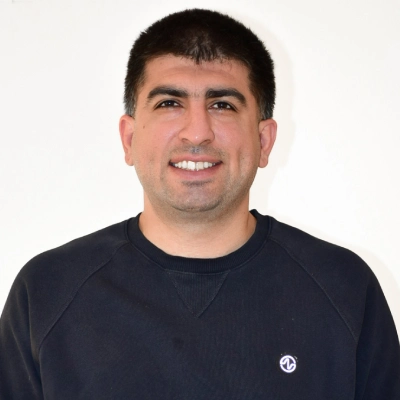 امین اشفاق
